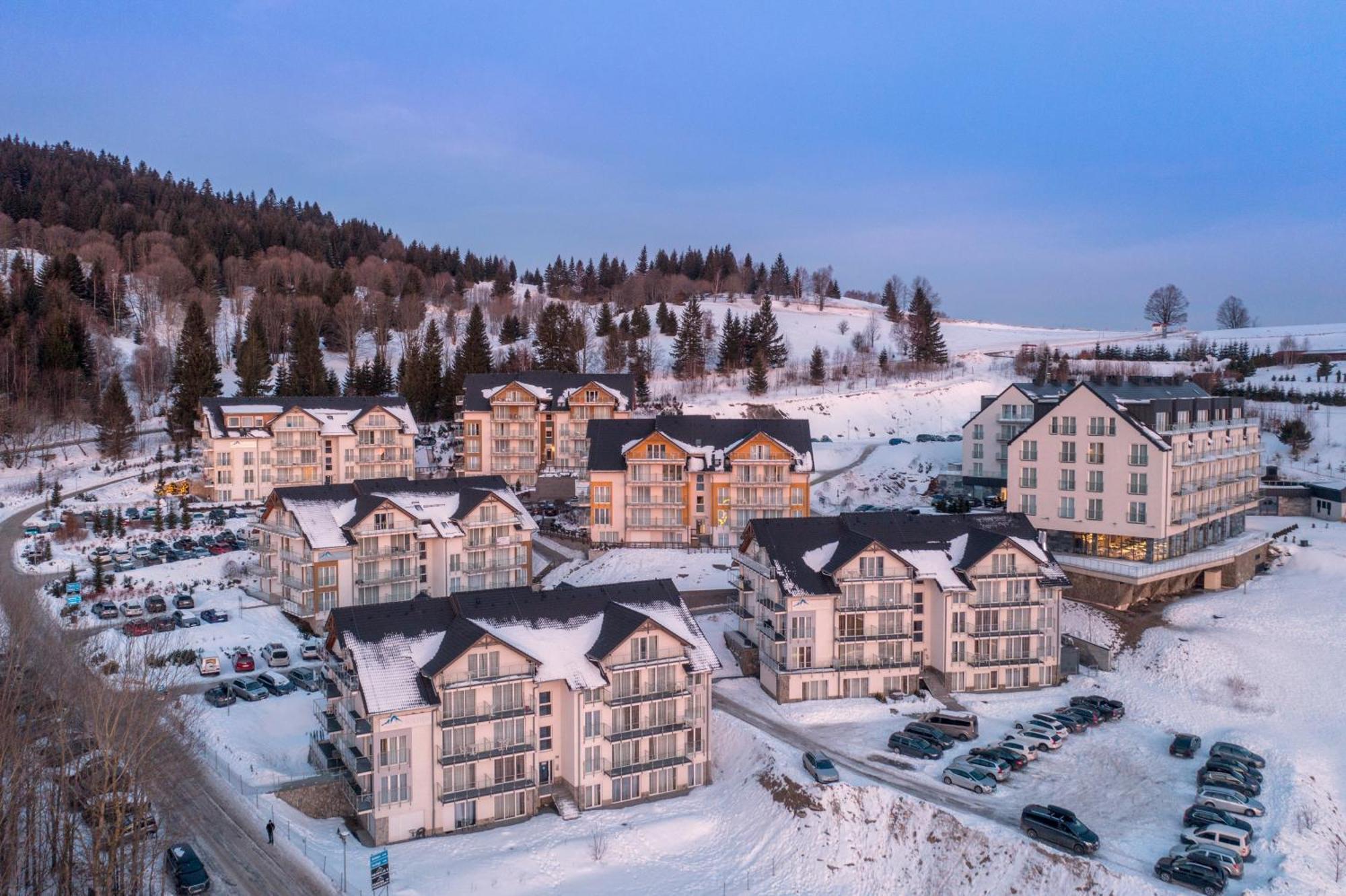 Apartamenty Czarna Gora Is 8 Sienna  Bagian luar foto